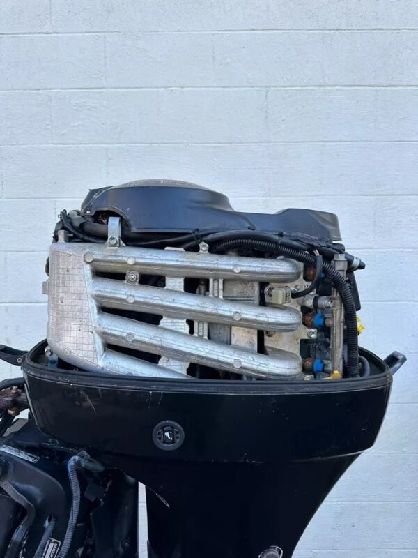 2000 Suzuki 70 HP 4 Stroke Outboard Engine Complete OEM - Image 4