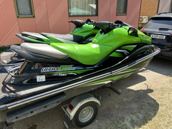 Kawasaki Ultra 300X