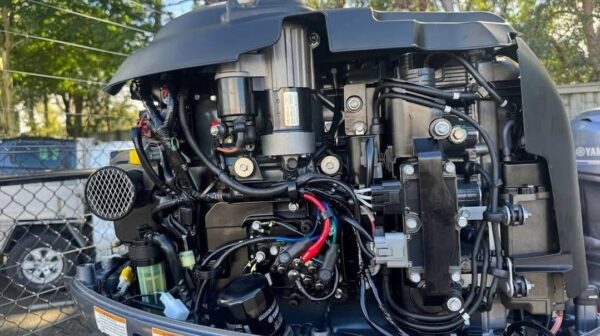 2023 Yamaha 90hp 4 stroke - Image 3