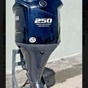 2017 Yamaha 250 HP VMAX SHO 4-Stroke outboard!! 